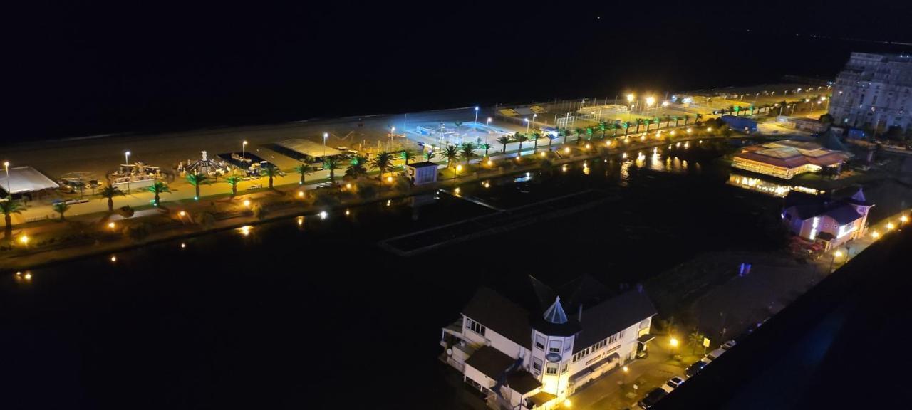 الشقق الفندقية باتوميفي  Only Front Sea View, No Side View, Wonderful Panorama, High Floor, Location Guarantee المظهر الخارجي الصورة