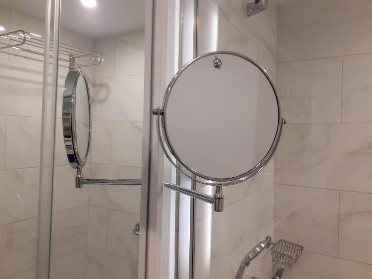 الشقق الفندقية باتوميفي  Only Front Sea View, No Side View, Wonderful Panorama, High Floor, Location Guarantee المظهر الخارجي الصورة